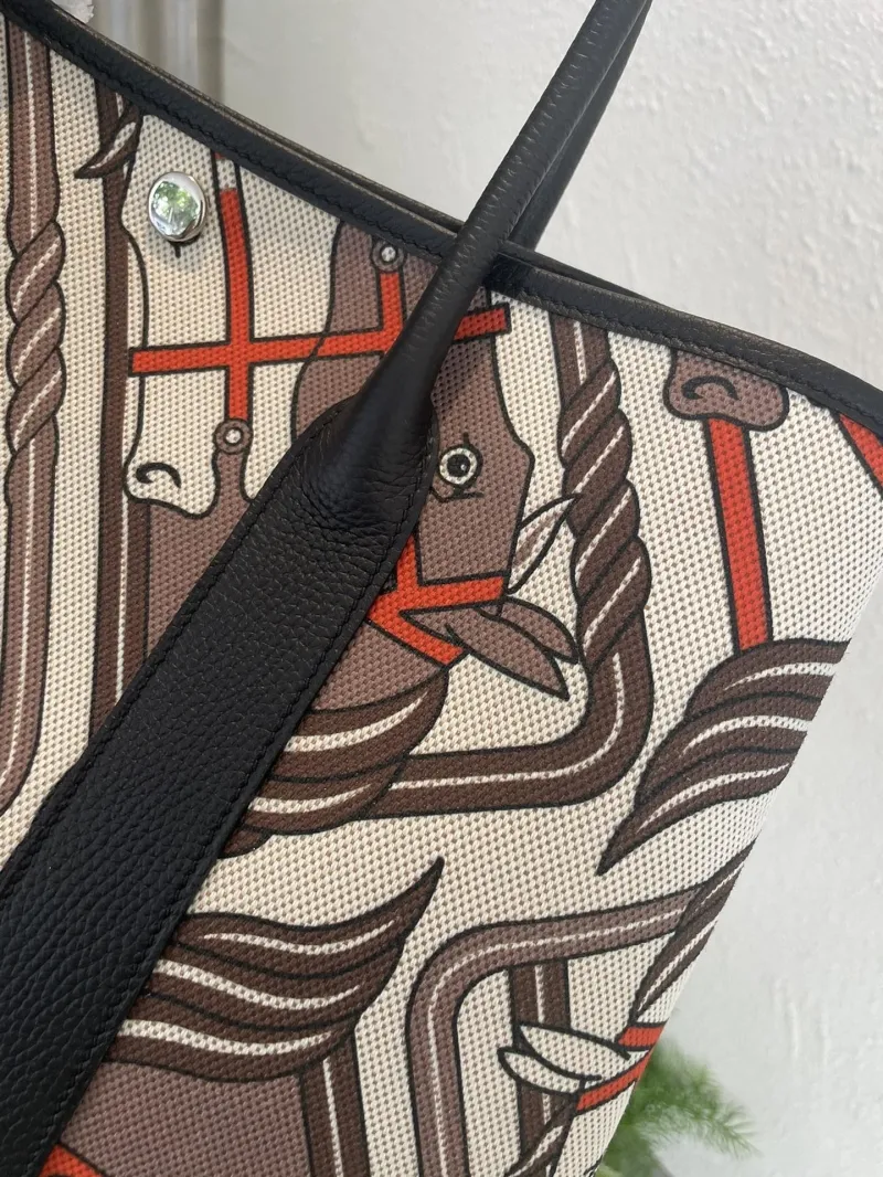 Alternative view of Hermes Shopping Bags-70