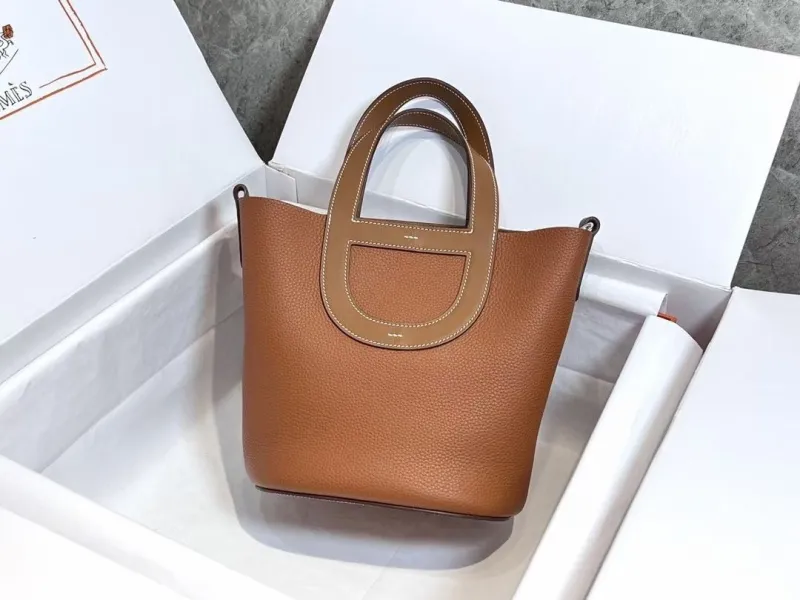 Alternative view of Hermes Shopping Bags-74
