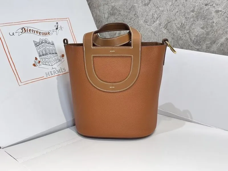 Hermes Shopping Bags-75