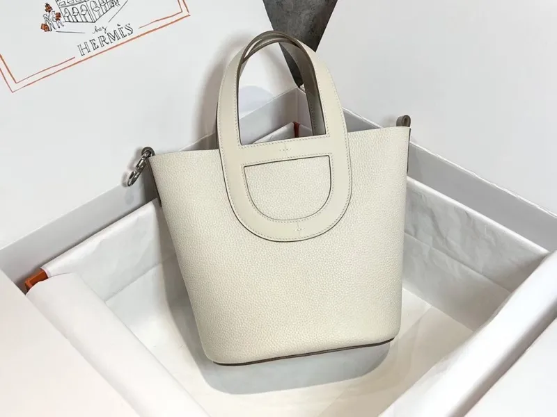 Hermes Shopping Bags-76
