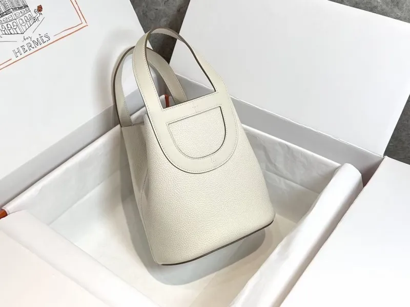 Alternative view of Hermes Shopping Bags-77