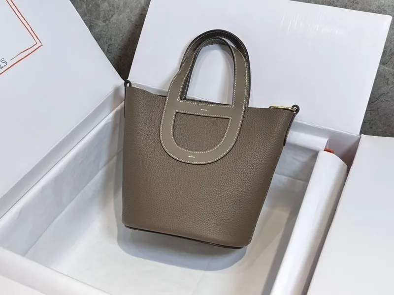 Hermes Shopping Bags-78