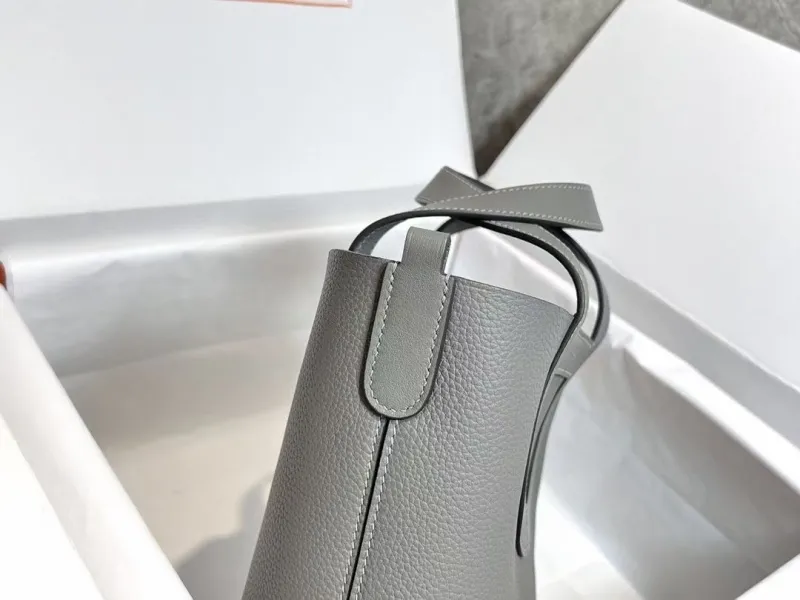 Hermes Gray Leather Bucket Tote Bag - Image 5