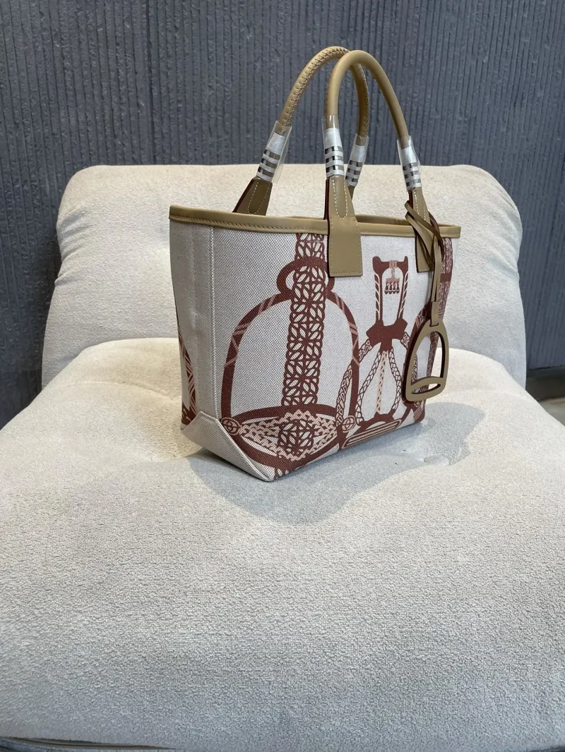 Hermes Beige Brown Tote Bag 88 - Image 4