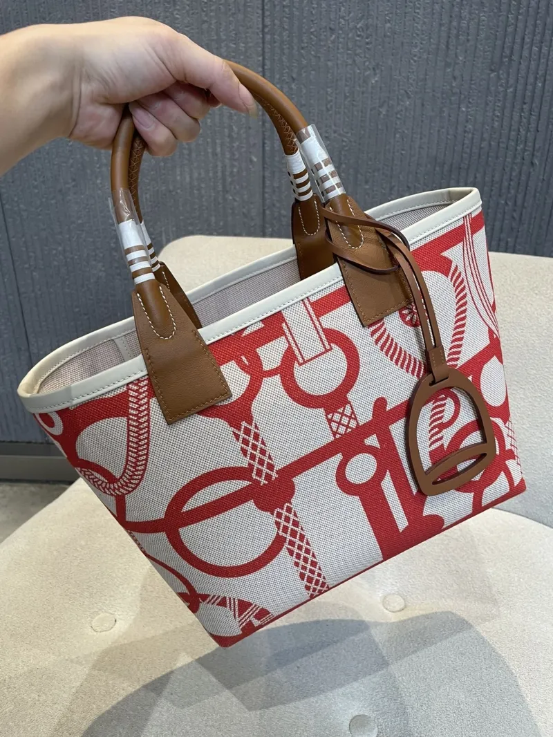 Hermes Red White Canvas Tote Bag 89 - Image 4