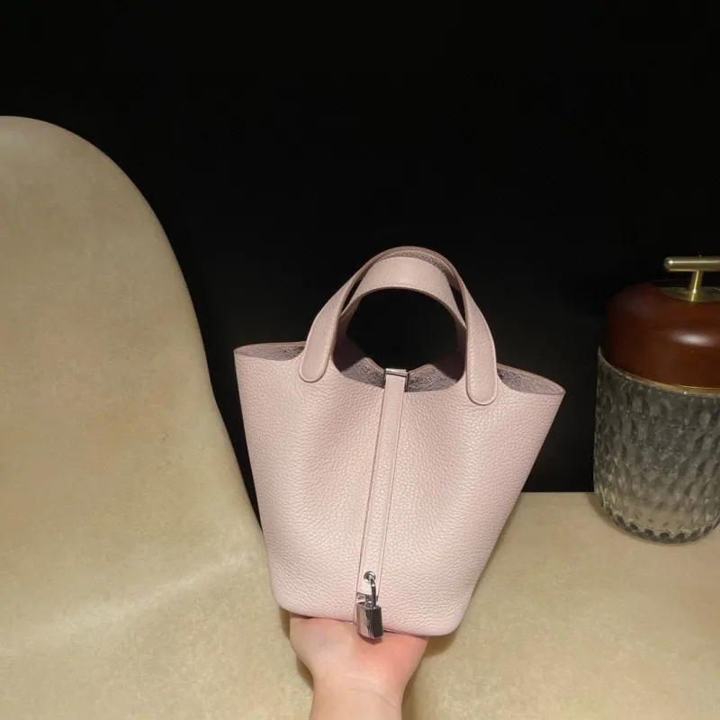 Hermes Shopping Bags-95