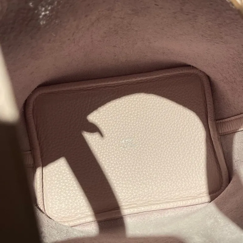Hermes Pale Pink Bucket Bag 95 - Image 5