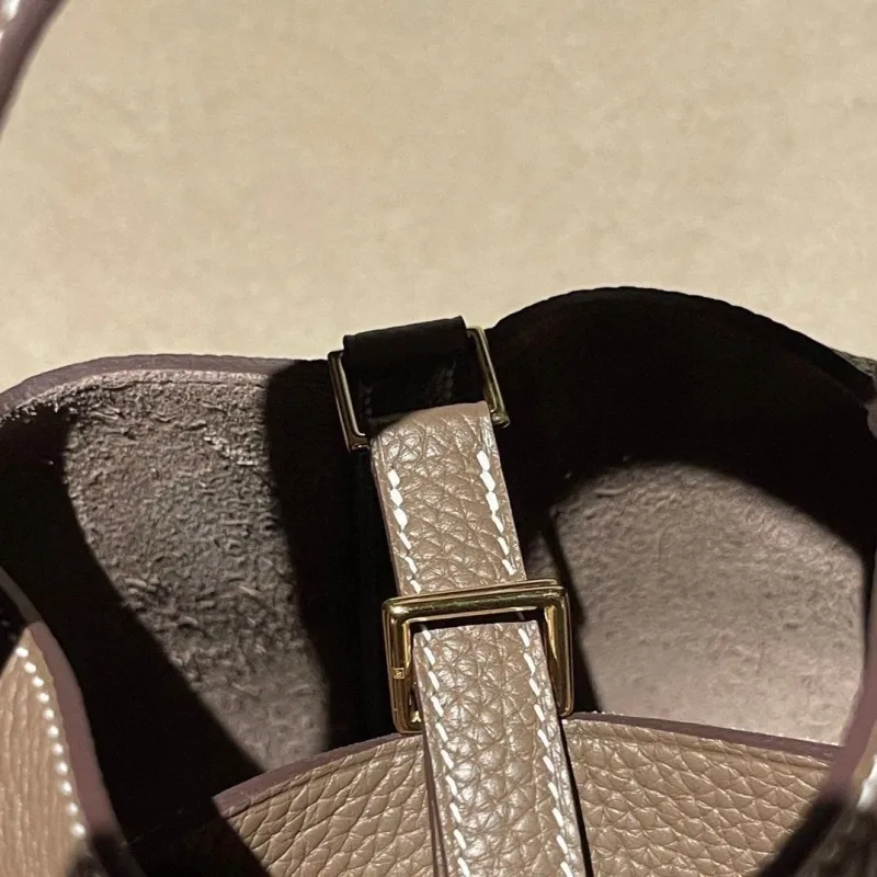 Hermes Shopping Bags-97