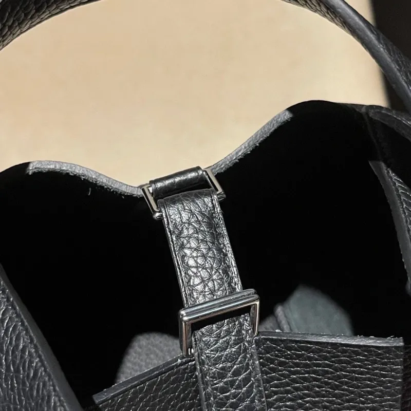 Hermes Black Bucket Handbag 98 - Image 3