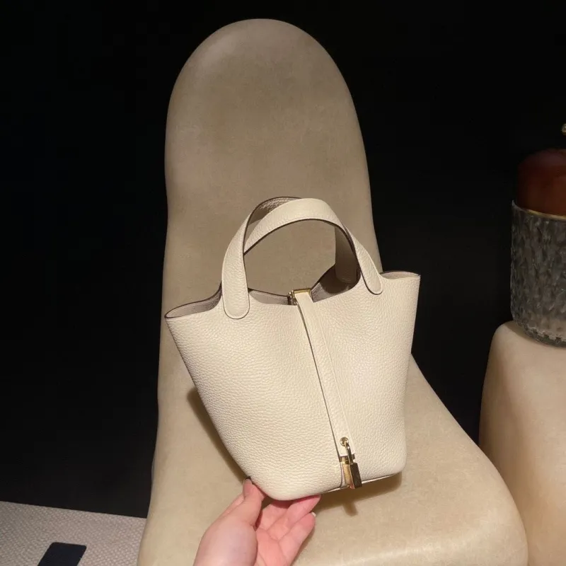 Hermes Shopping Bags-100