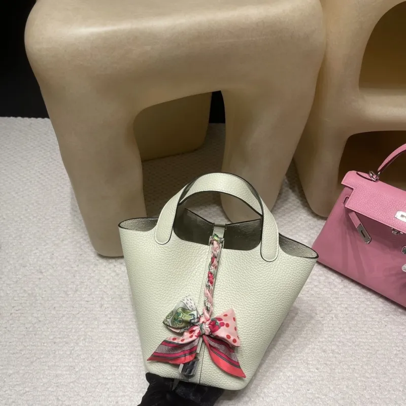 Hermes Shopping Bags-104