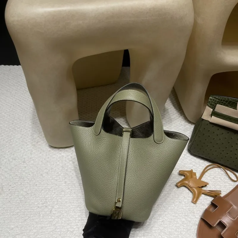 Hermes Shopping Bags-105