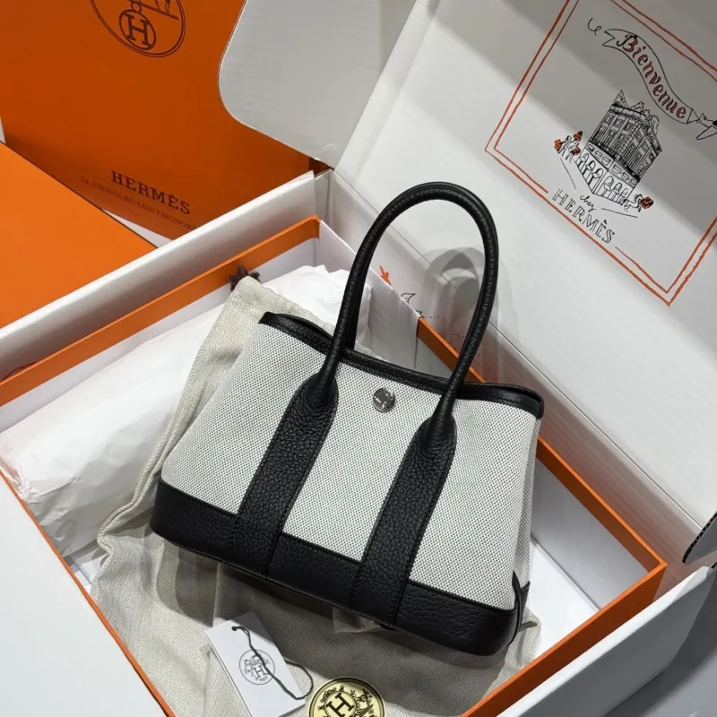 Hermes Shopping Bags-112
