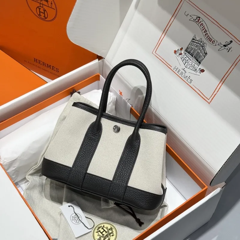 Hermes Shopping Bags-114