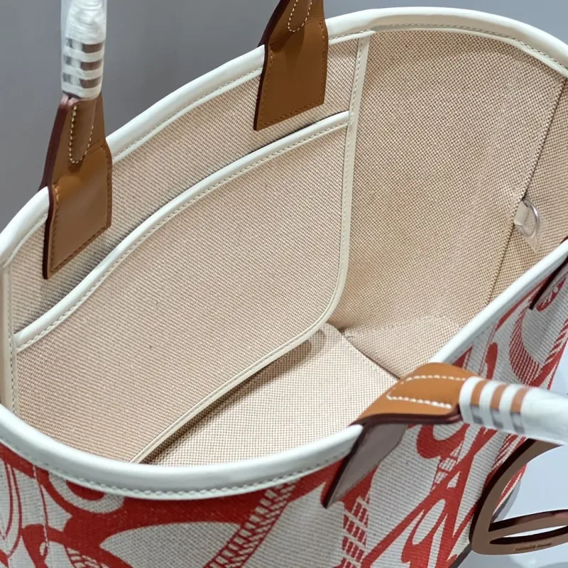 Hermes Beige Red Canvas Tote Bag - Image 8