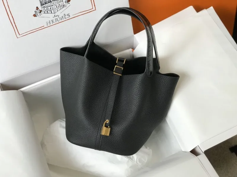 Hermes Shopping Bags-129