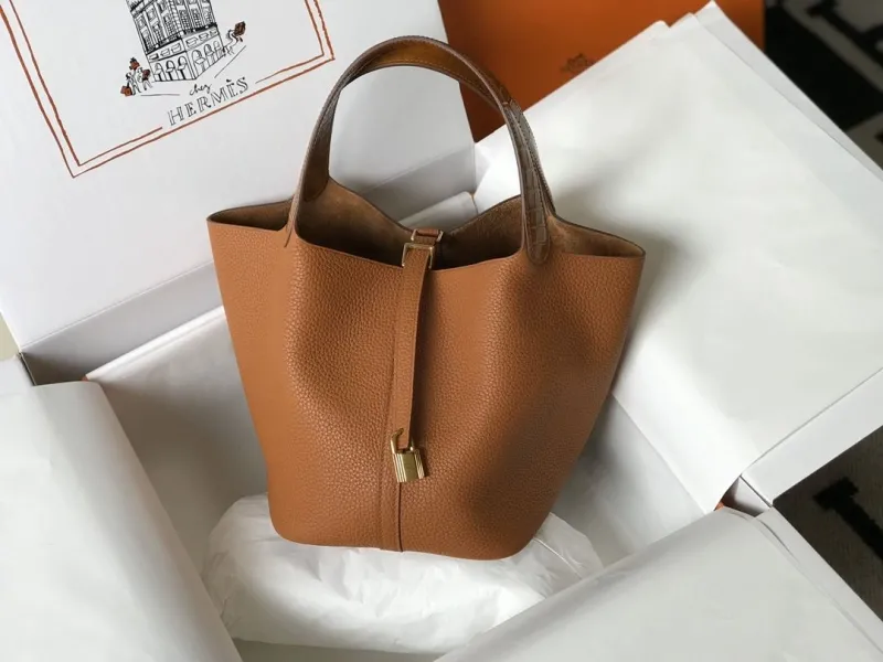 Hermes Shopping Bags-131