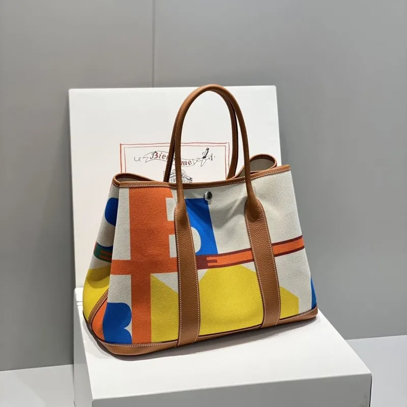 Hermes Shopping Bags-137