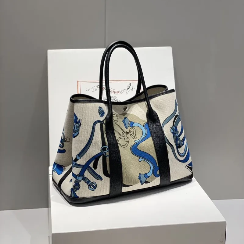 Hermes Shopping Bags-141