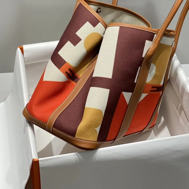 Hermes Multicolor Canvas Tote Bag 143 - Image 3