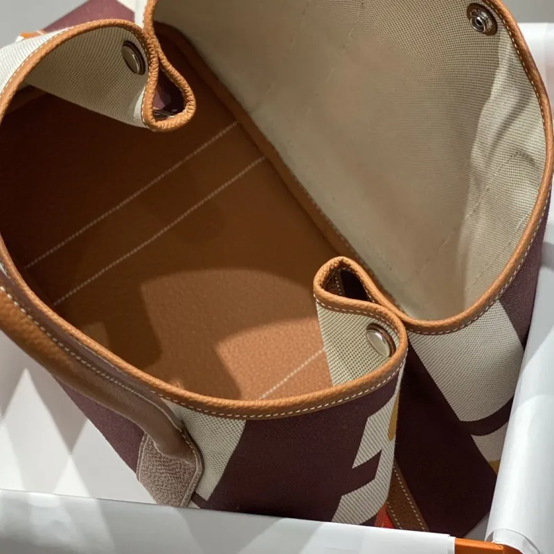 Hermes Multicolor Canvas Tote Bag 143 - Image 9