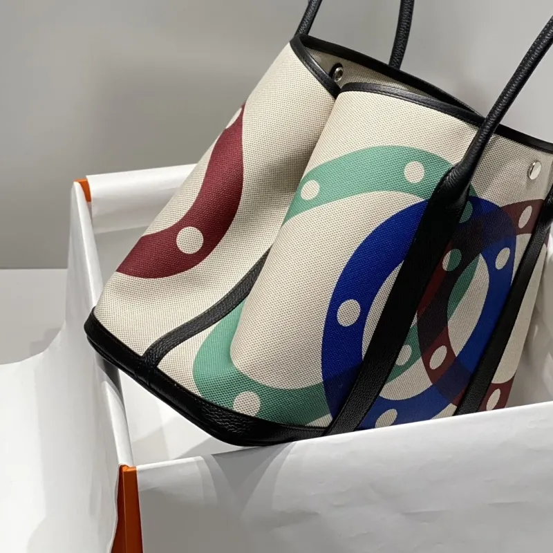 Alternative view of Hermes Canvas Tote Bag with Multicolor Pattern SKU 146