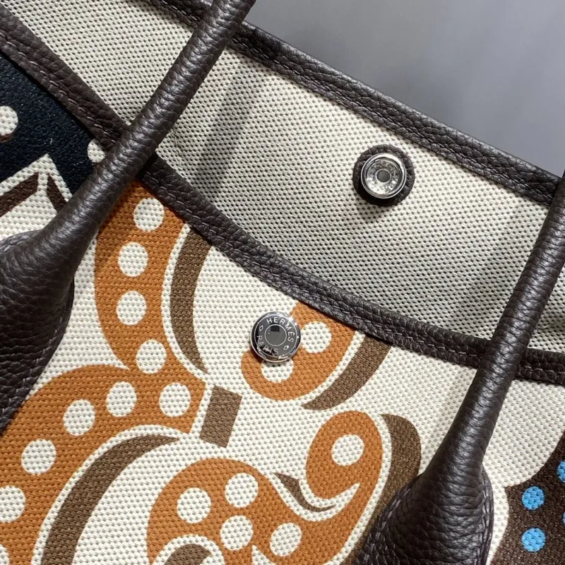 Hermes Multicolor Print Tote Bag 147 - Image 4
