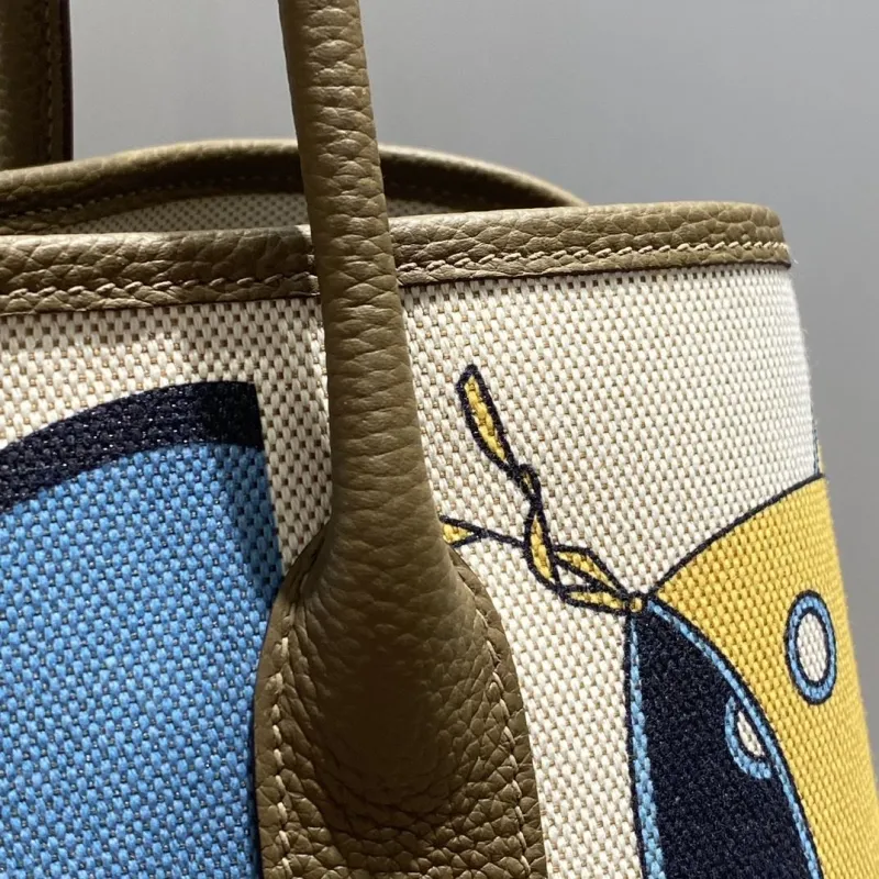 Hermes Printed Canvas Tote Bag 150 Beige - Image 5