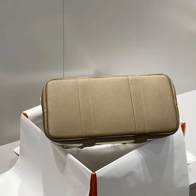 Hermes Printed Canvas Tote Bag 150 Beige - Image 7