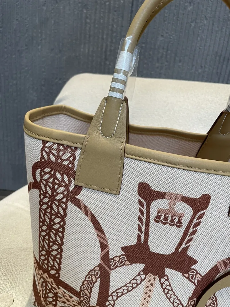 Hermes Beige Brown Pattern Tote Bag 151 - Image 3