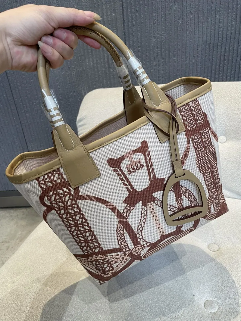 Hermes Beige Brown Pattern Tote Bag 151 - Image 8
