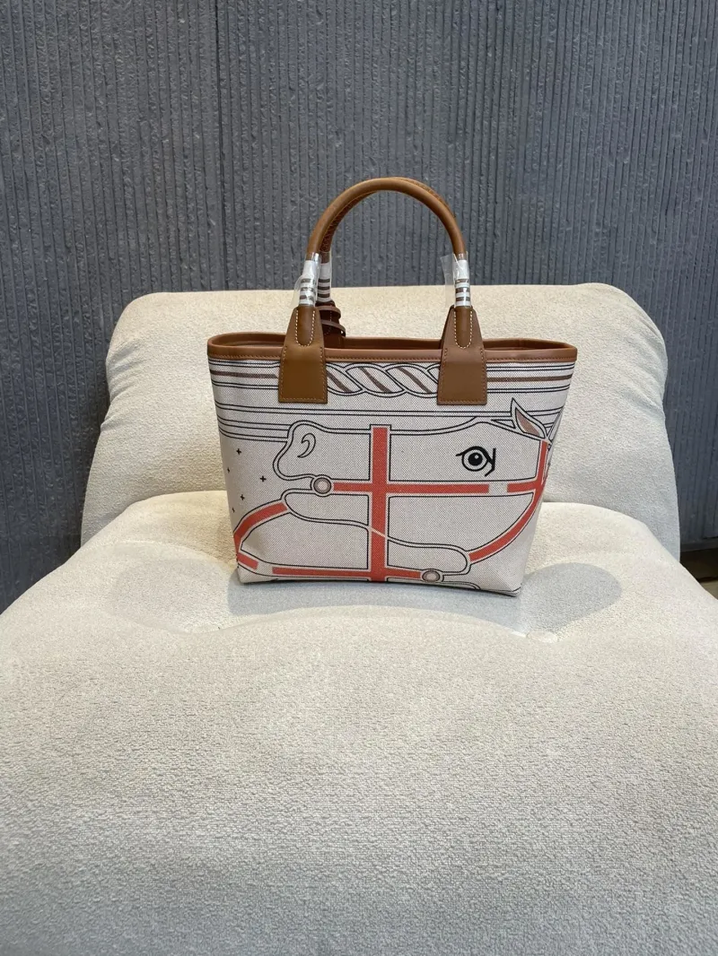 Hermes Beige Canvas Tote Bag 152 - Image 5