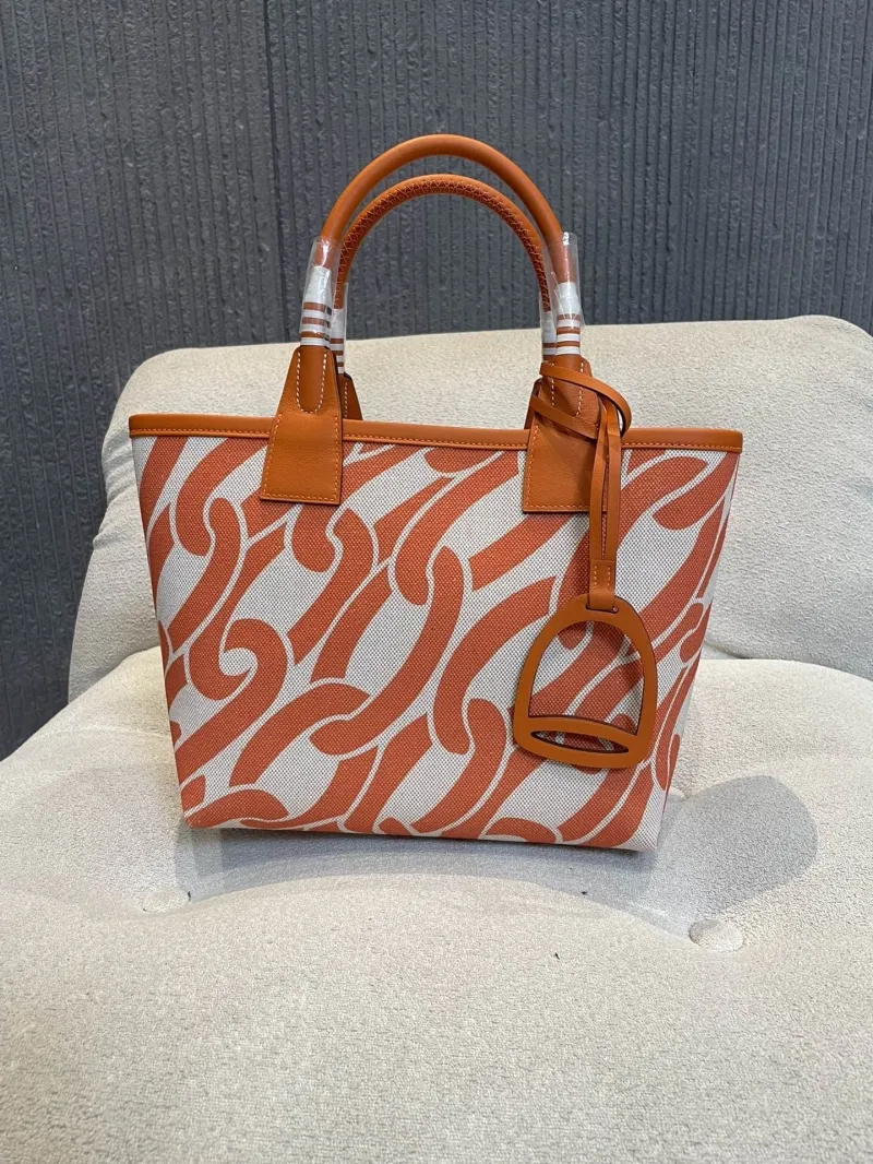 Hermes Orange White Canvas Tote Bag 157