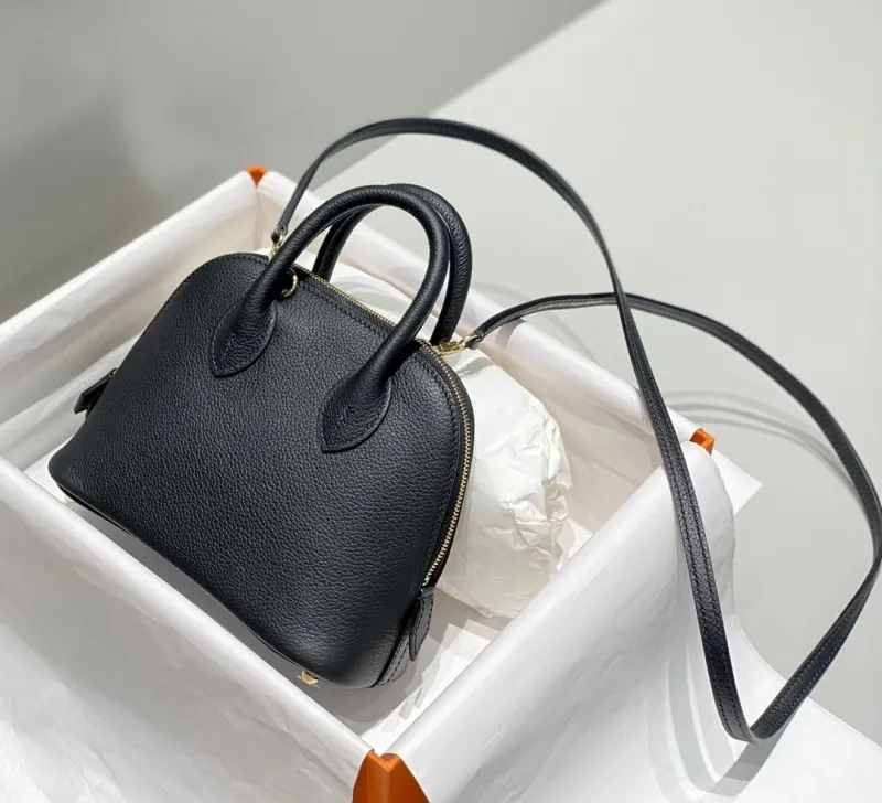Hermes Black Top Handle Bag 19 - Image 3