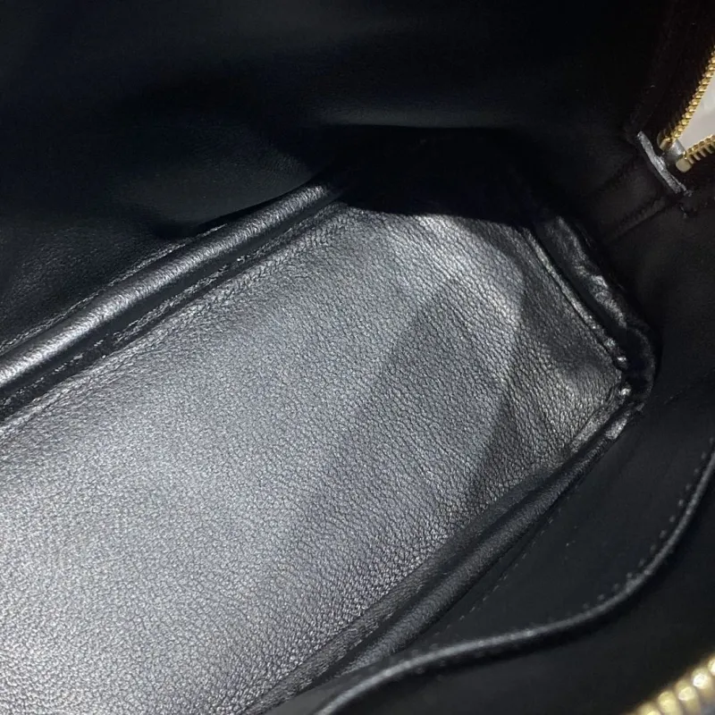Hermes Black Top Handle Bag 19 - Image 9