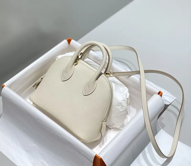 Hermes 23 Cream Top Handle Leather Handbag - Image 3
