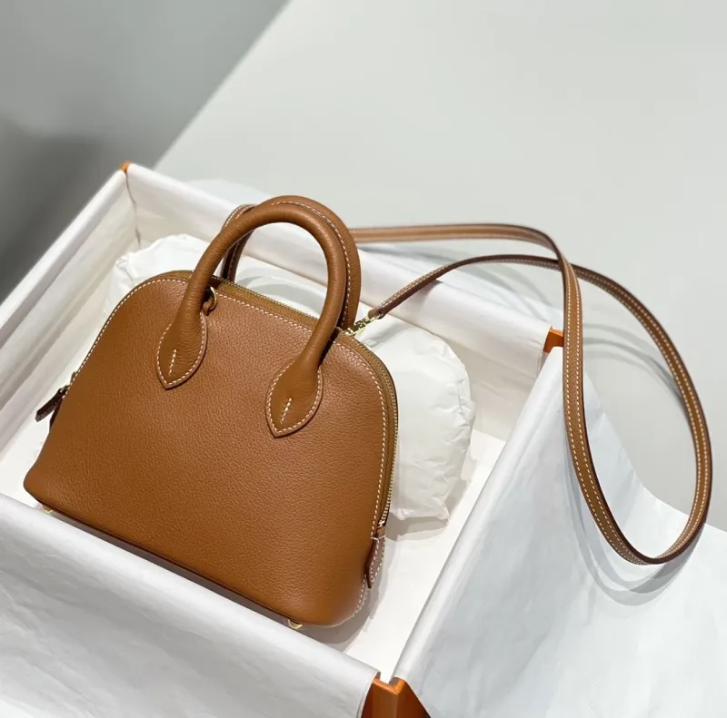 Hermes Brown Top Handle Bag 25 - Image 3