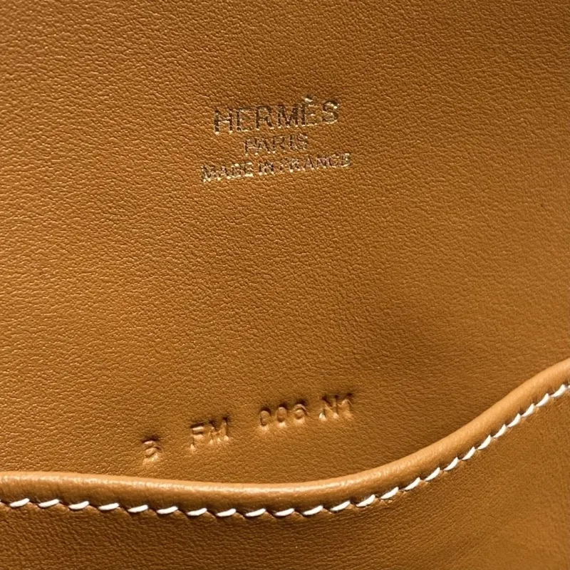 Hermes Brown Top Handle Bag 25 - Image 8