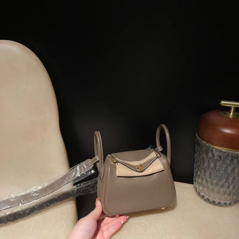 Alternative view of Hermes Top Handle Bags-33