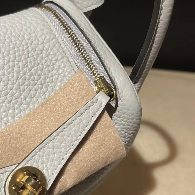 Alternative view of Hermes Top Handle Bags-39