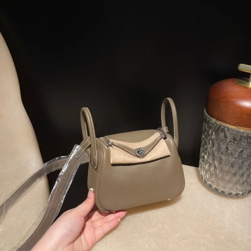 Alternative view of Hermes Top Handle Bags-44