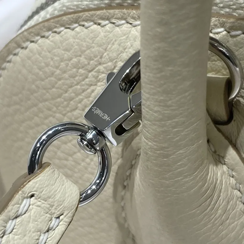 Hermes Cream Leather Top Handle Bag 105 - Image 6