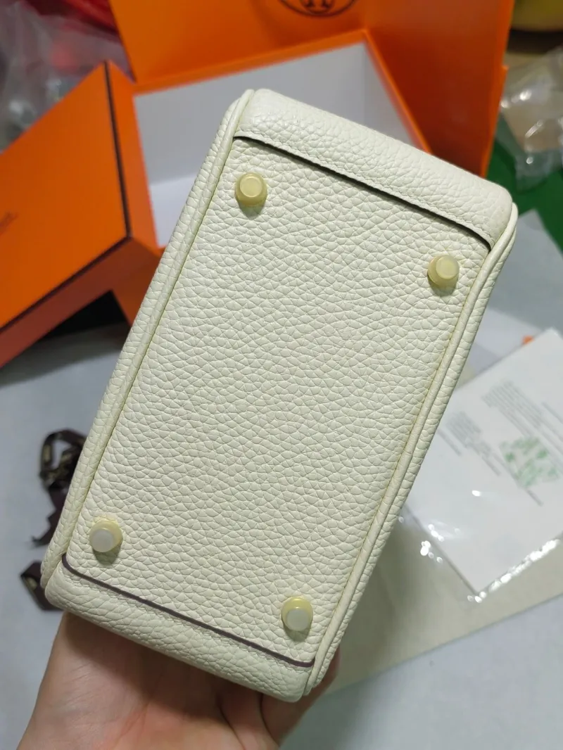 Alternative view of Hermes Top Handle Bags-234