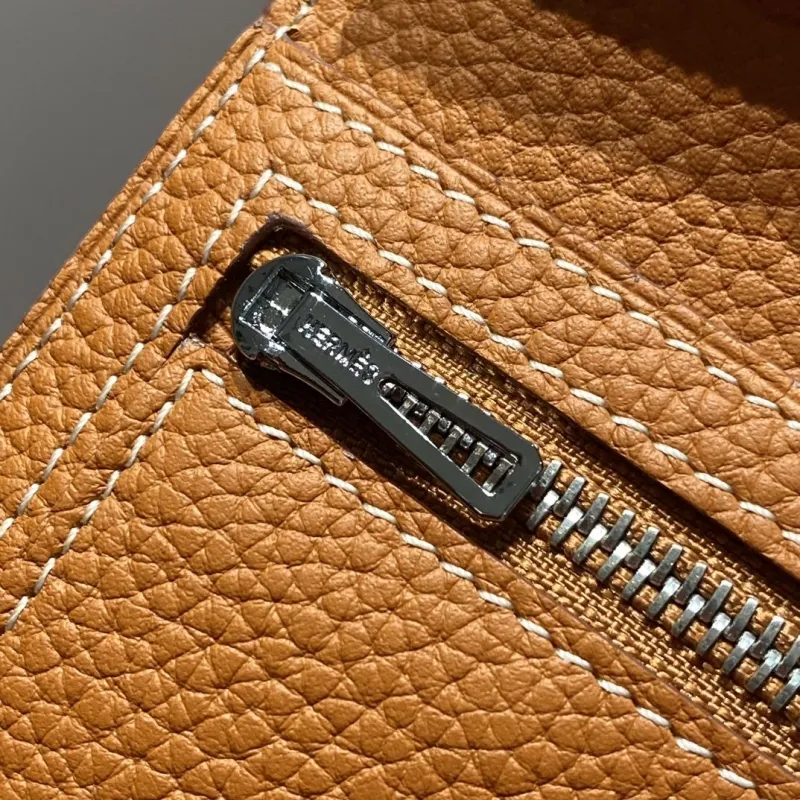 Hermes Wallets-14 - Image 8