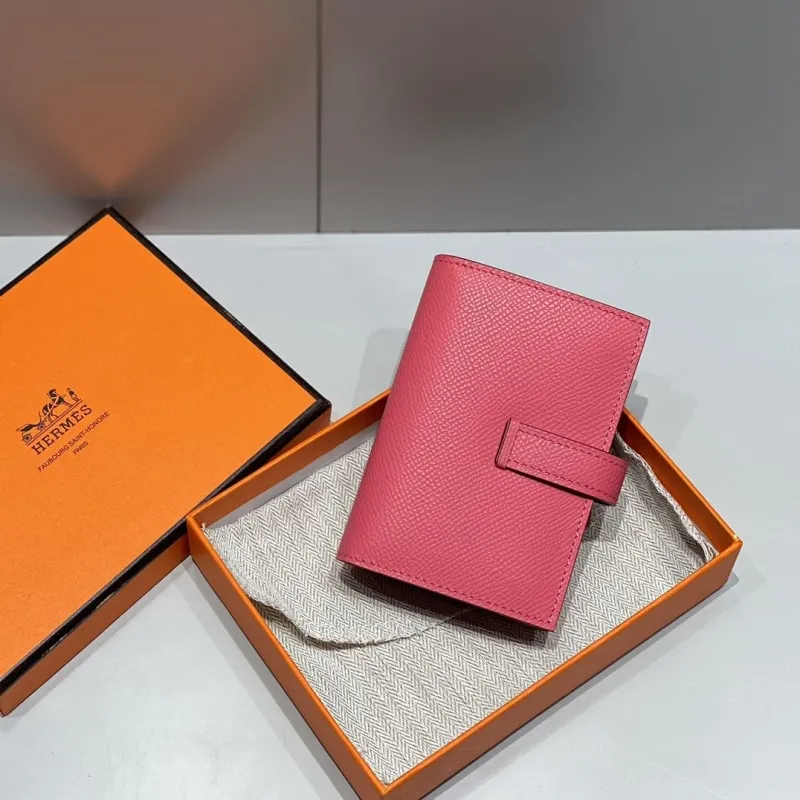 Alternative view of Hermes Wallets-23