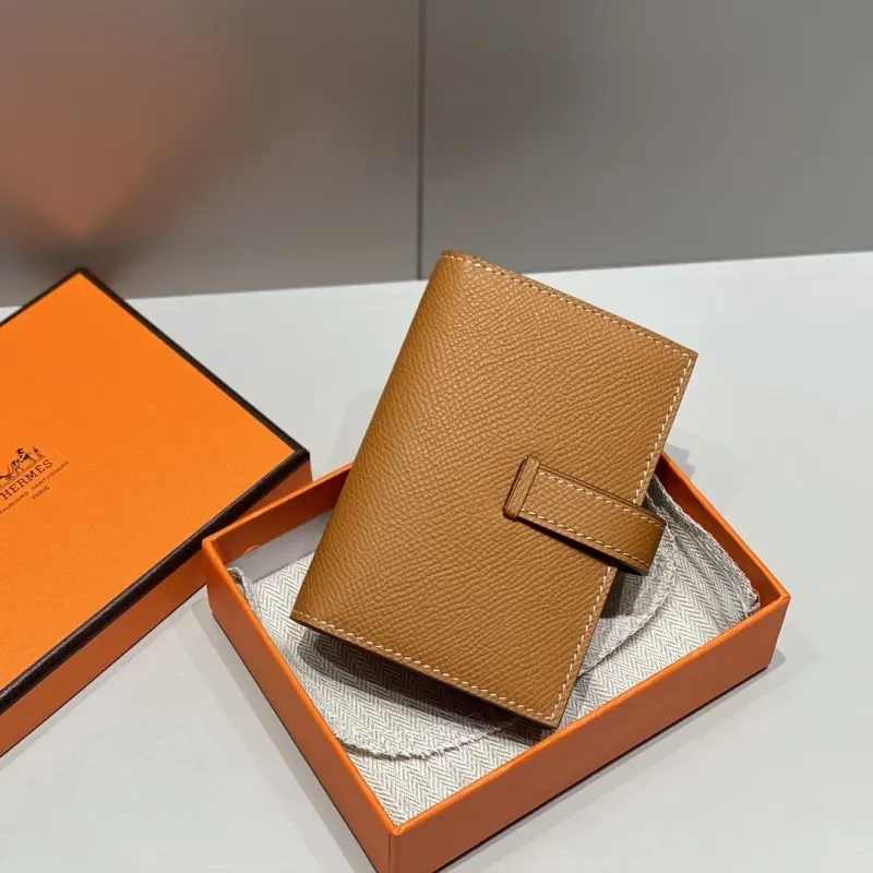 Alternative view of Hermes Wallets-26