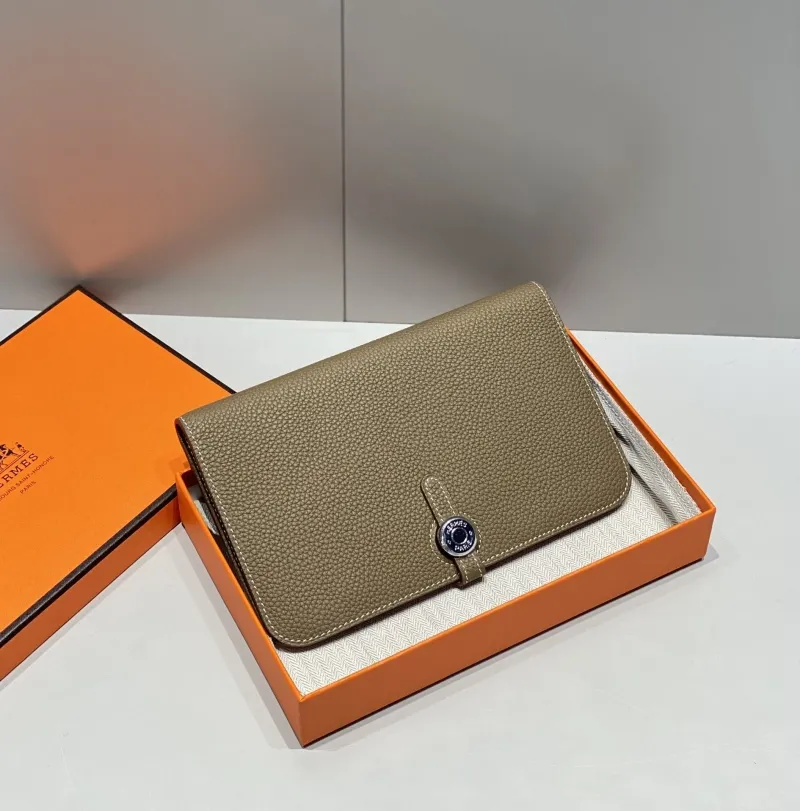 Hermes Wallets-41