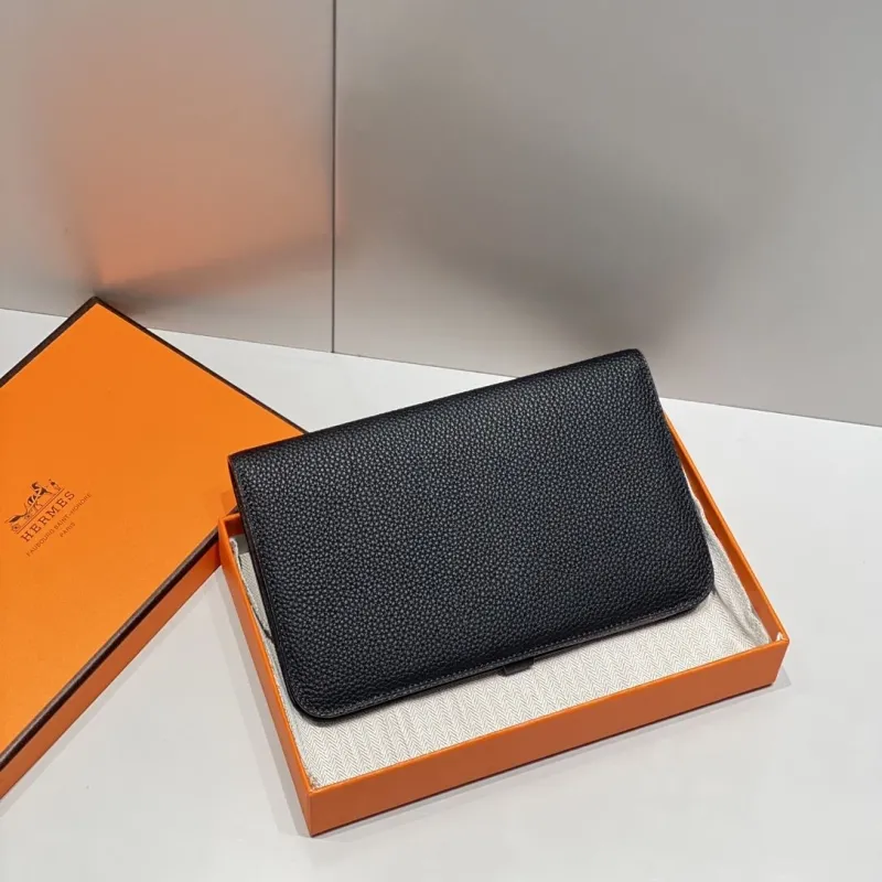 Alternative view of Hermes Wallets-43