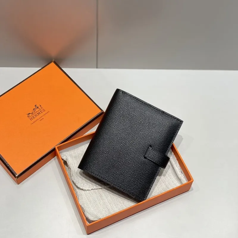Alternative view of Hermes Wallets-59