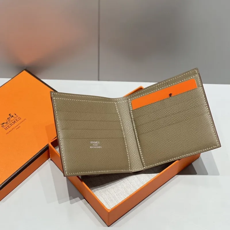 Alternative view of Hermes Wallets-73